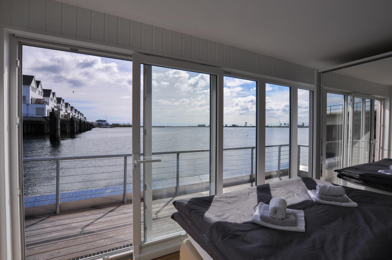 Villa Schwimmendes Haus Hausboot à Olpenitz Extérieur photo